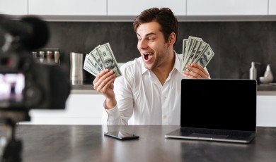 No Degree? No Problem. 7 Ways to Make Money Online Now